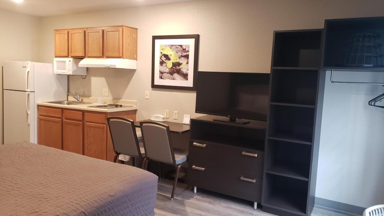 Woodspring Suites Kansas City Mission Merriam Exterior photo