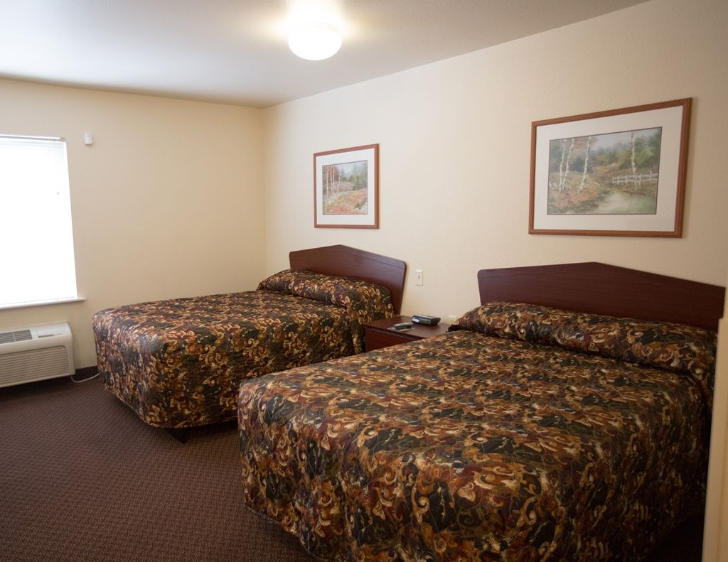 Woodspring Suites Kansas City Mission Merriam Room photo